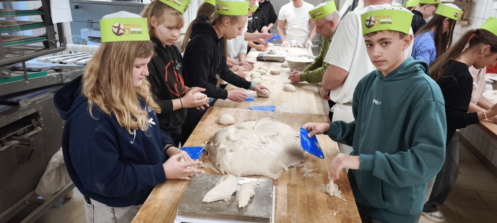 2025 10 28 5000 Brote (111)